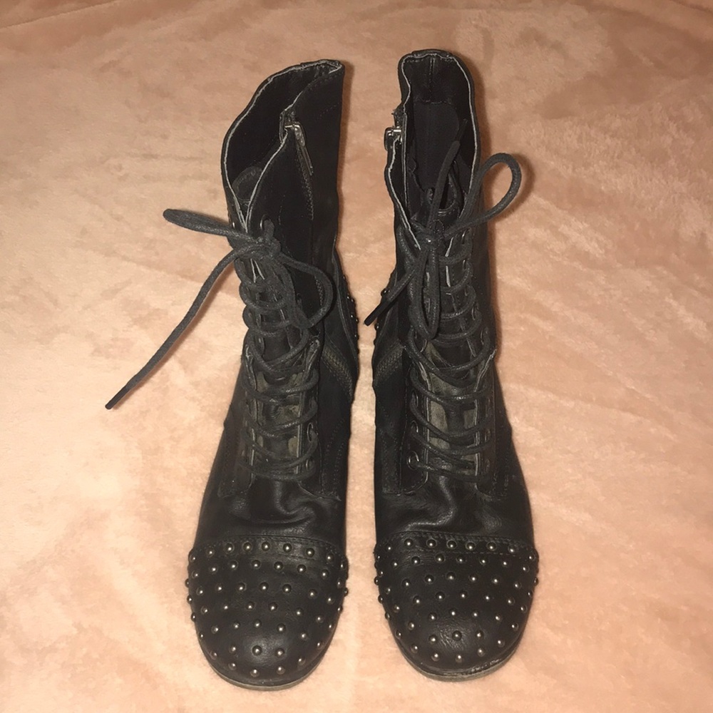 Steve Madden combat boots